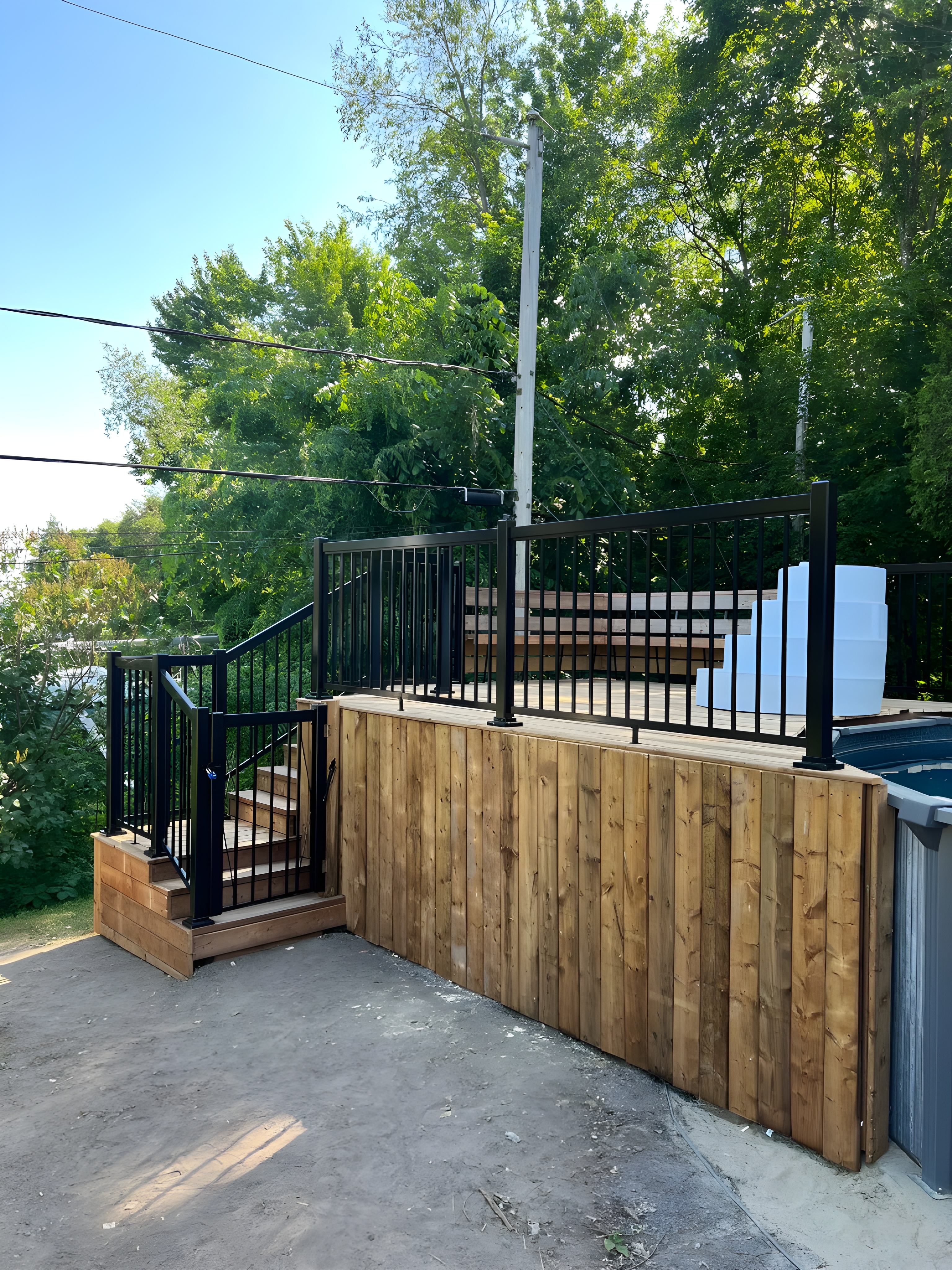 Beautiful custom-built deck by Calco Construction